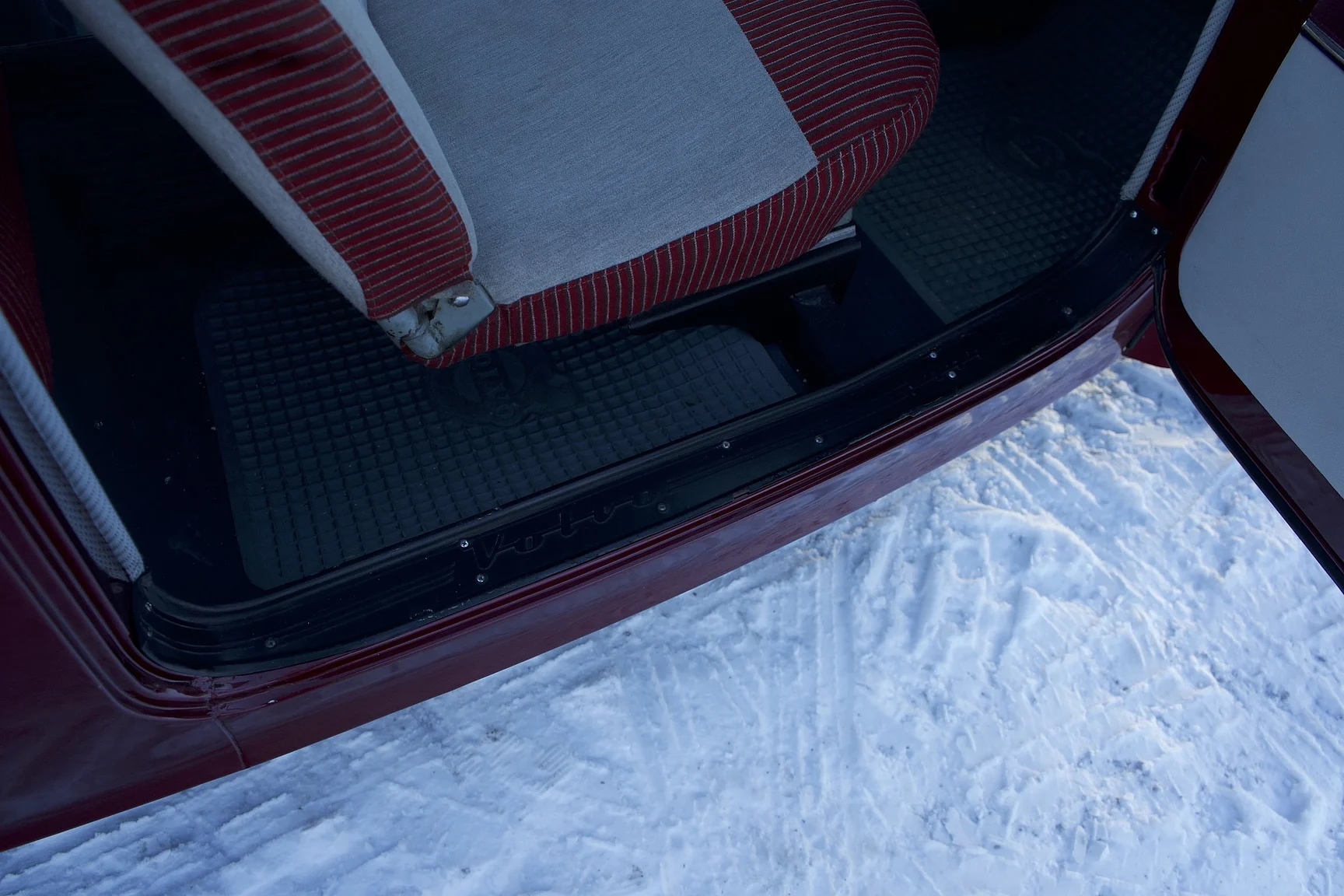 Interior image of 1953 Volvo PV444 DS (34)