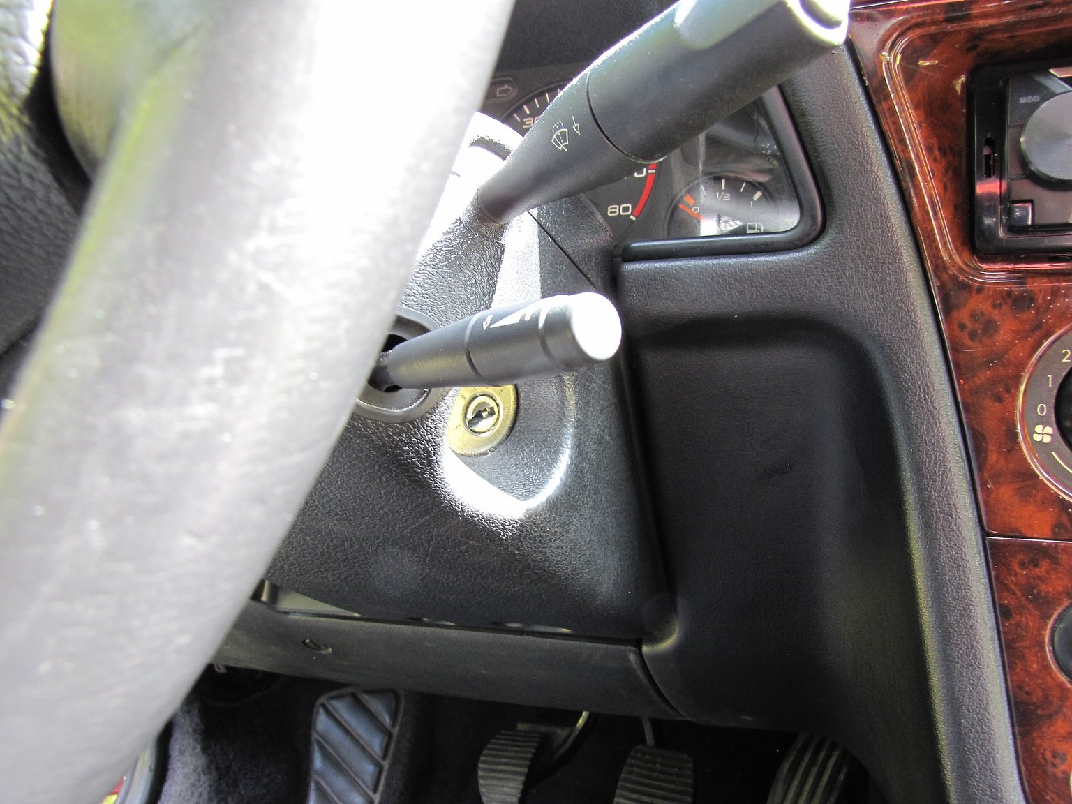 Interior image of 1999 Peugeot 306 Cabriolet 2.0 Manuell
