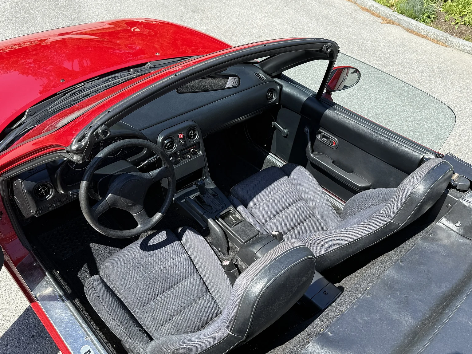 Innenraumfoto von 1991 Mazda MX-5 Miata (31)
