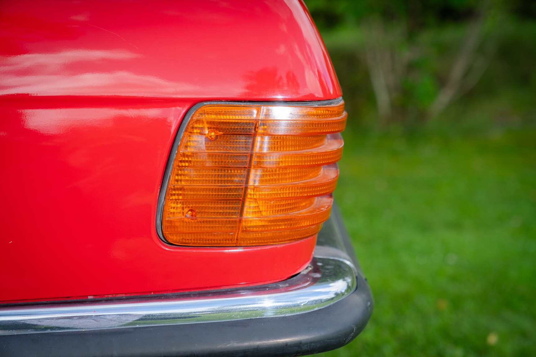 Exteriörbild på 1975 Mercedes-Benz 350 SLC