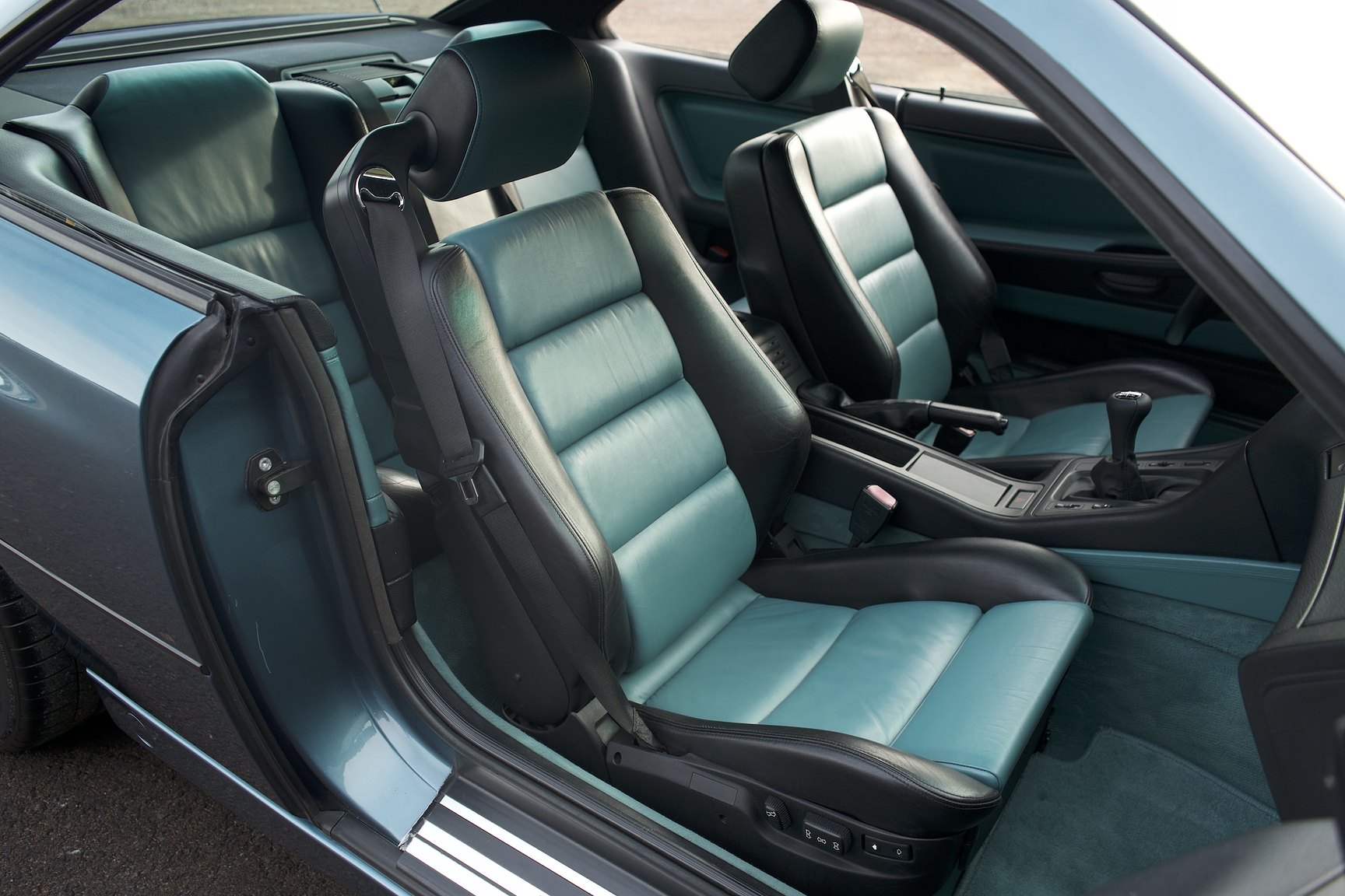 Interiörbild 1992 BMW 850i 6-speed manual - NO RESERVE