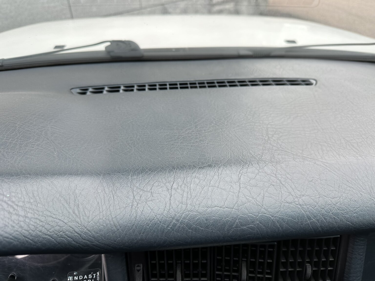 Interior image of 1988 Audi 80 (15)