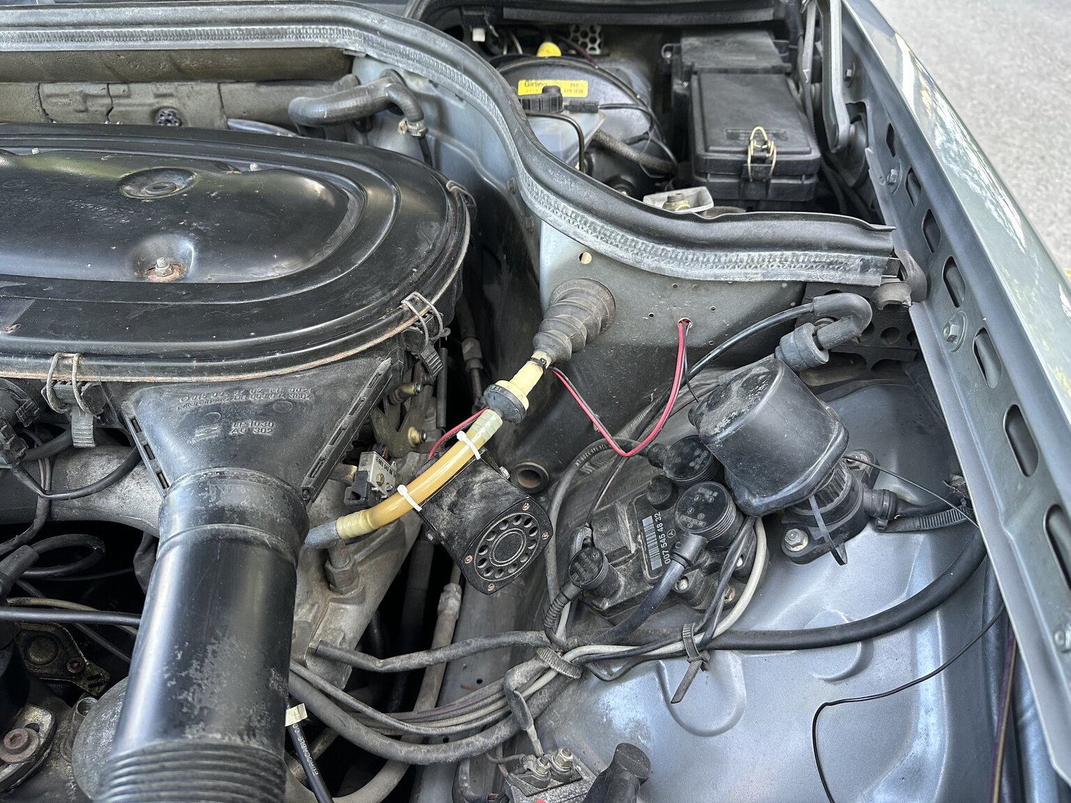 1989 Mercedes-Benz 230E, Mekanik