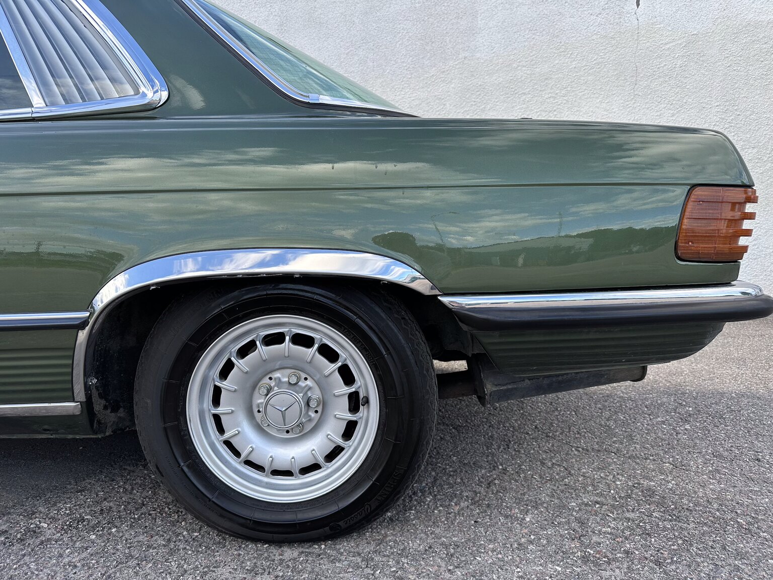 Aussenfoto 1974 Mercedes Benz 450 SLC