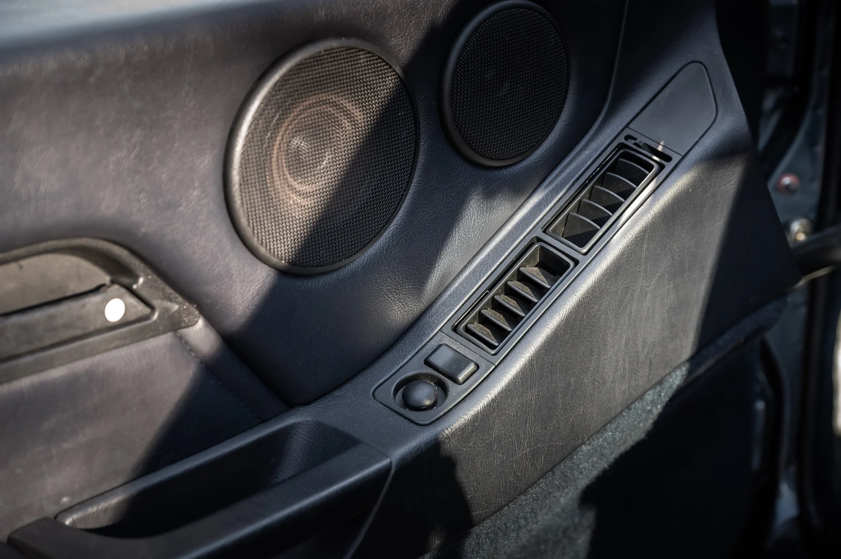 Innenraumfoto von 1988 Porsche 928 S4 (30)