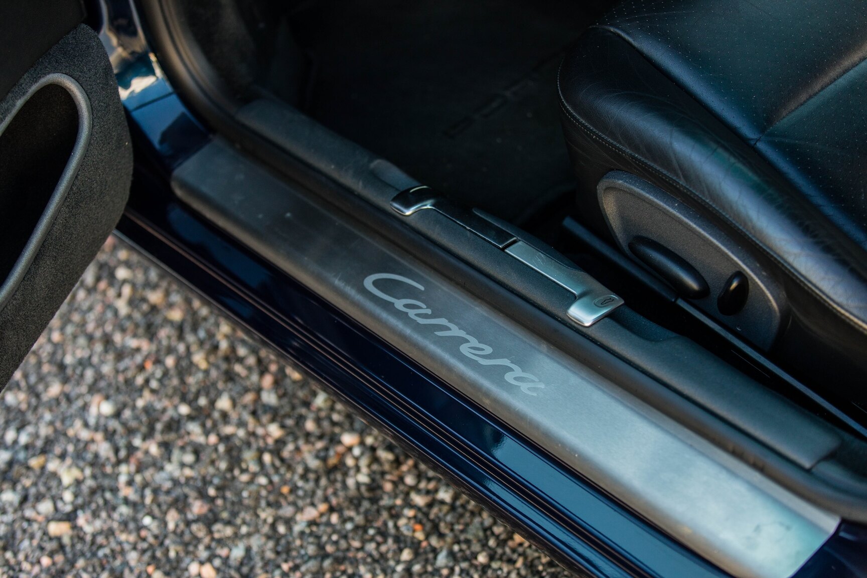 Innenraumfoto von 1999 Porsche 911 Carrera Cabriolet