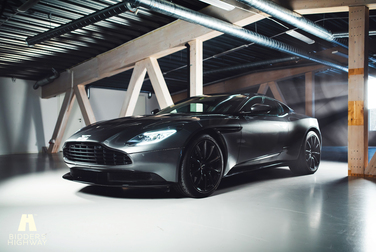 Exteriörbild på 2019 Aston Martin DB11 AMR