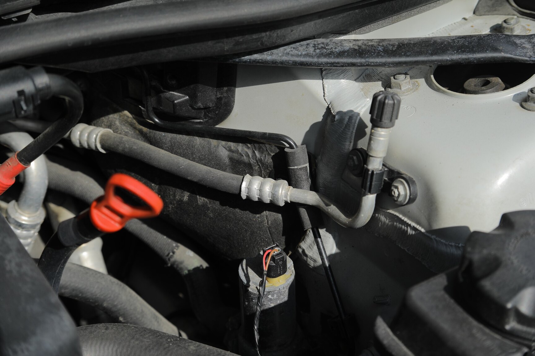 Image of 2008 BMW 325D Cabriolet mechanics