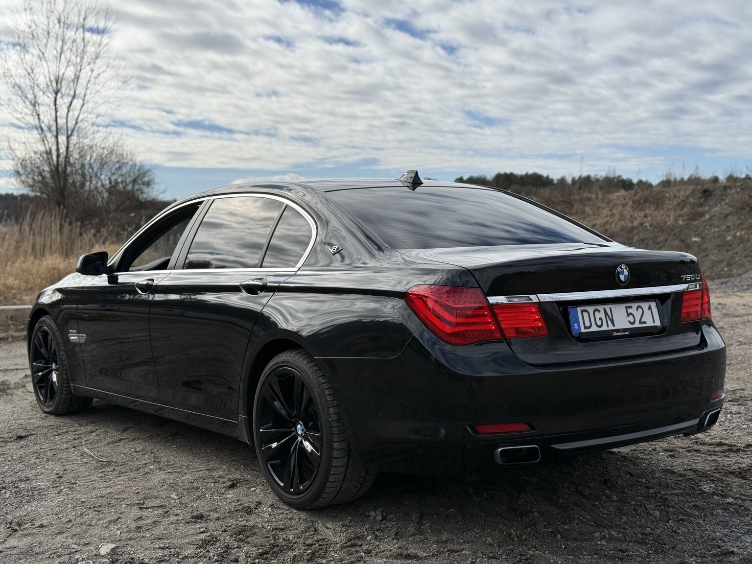 Exteriörbild på 2009 BMW 750Li