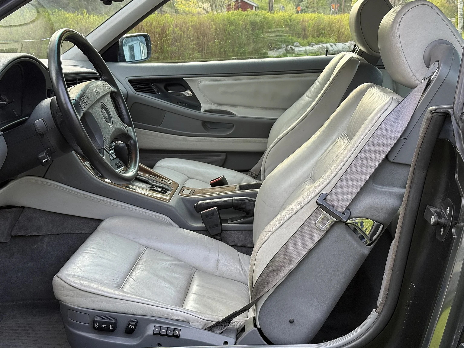 Innenraumfoto von 1994 BMW 840Ci (3)