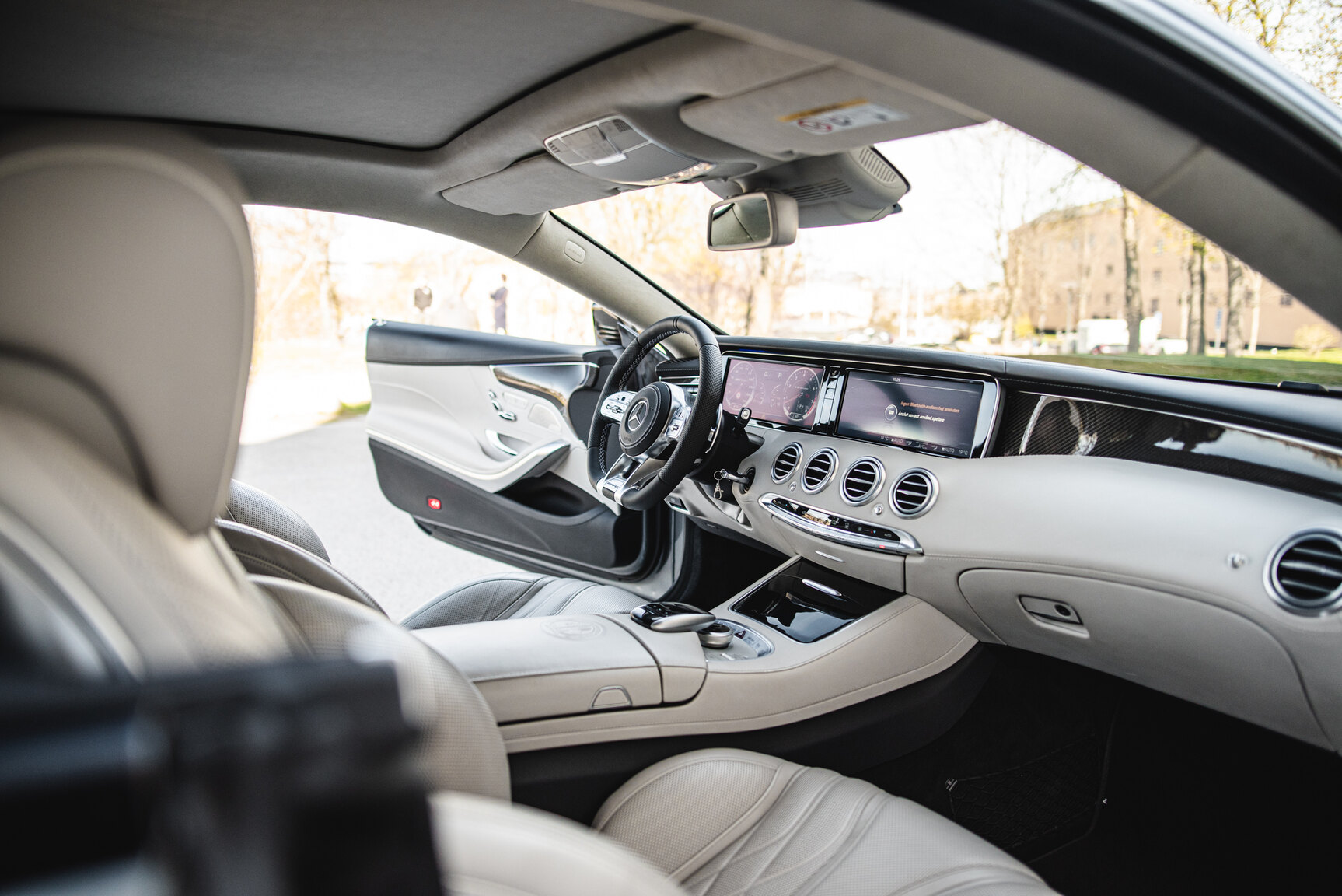 Interior image of 2016 Mercedes-Benz S63 AMG 4MATIC Coupé