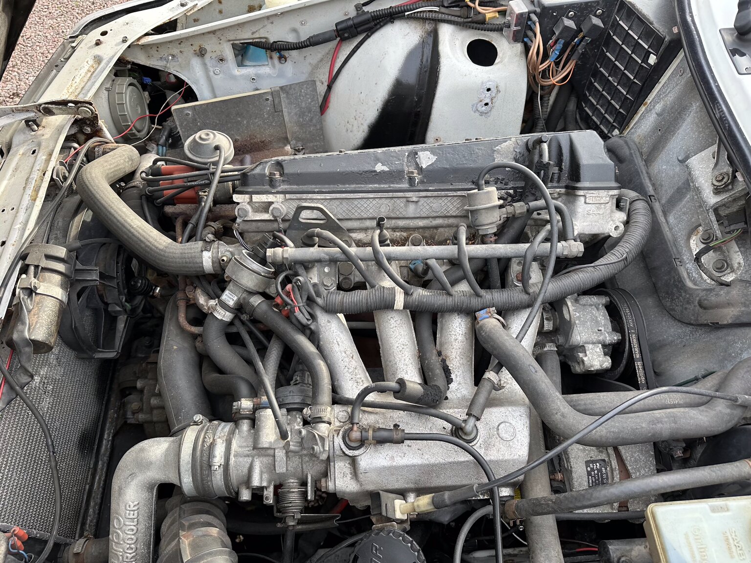 Image of 1991 Saab 900 Turbo mechanics