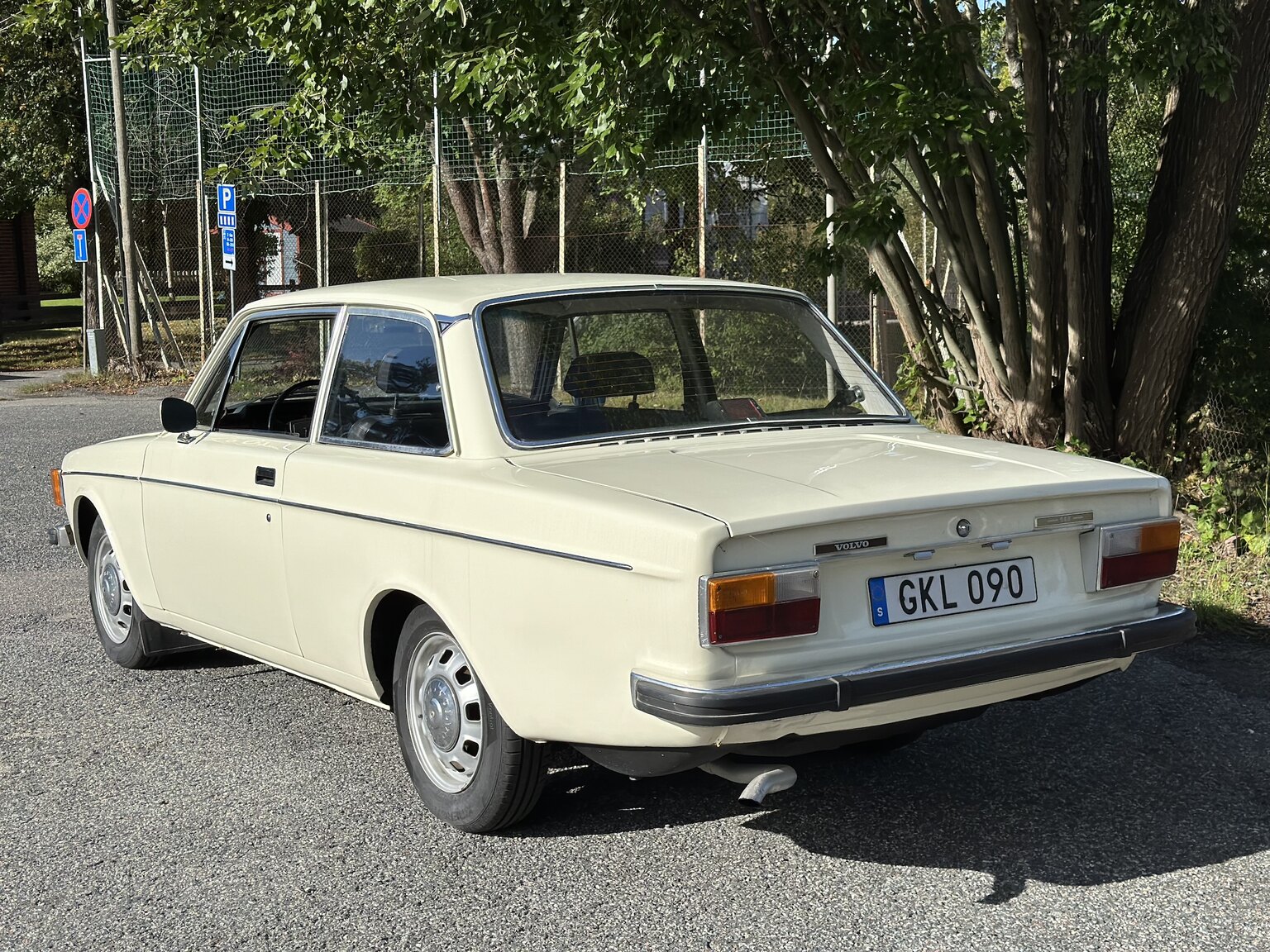 Exteriörbild på 1973 Volvo 142