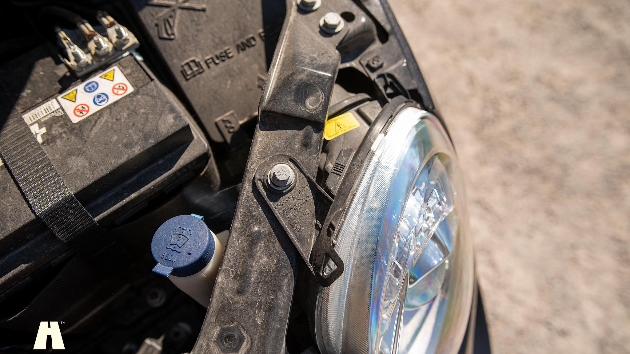 Image of 2016 Abarth 595 Competizione (20) mechanics