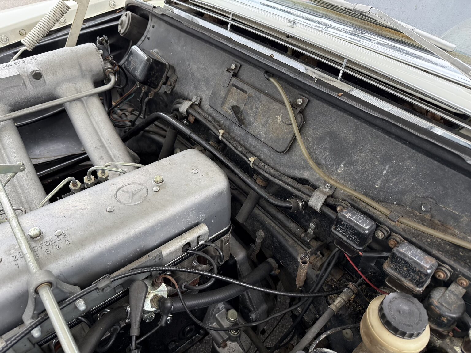 1963 Mercedes-Benz 220 SE, Mekanik