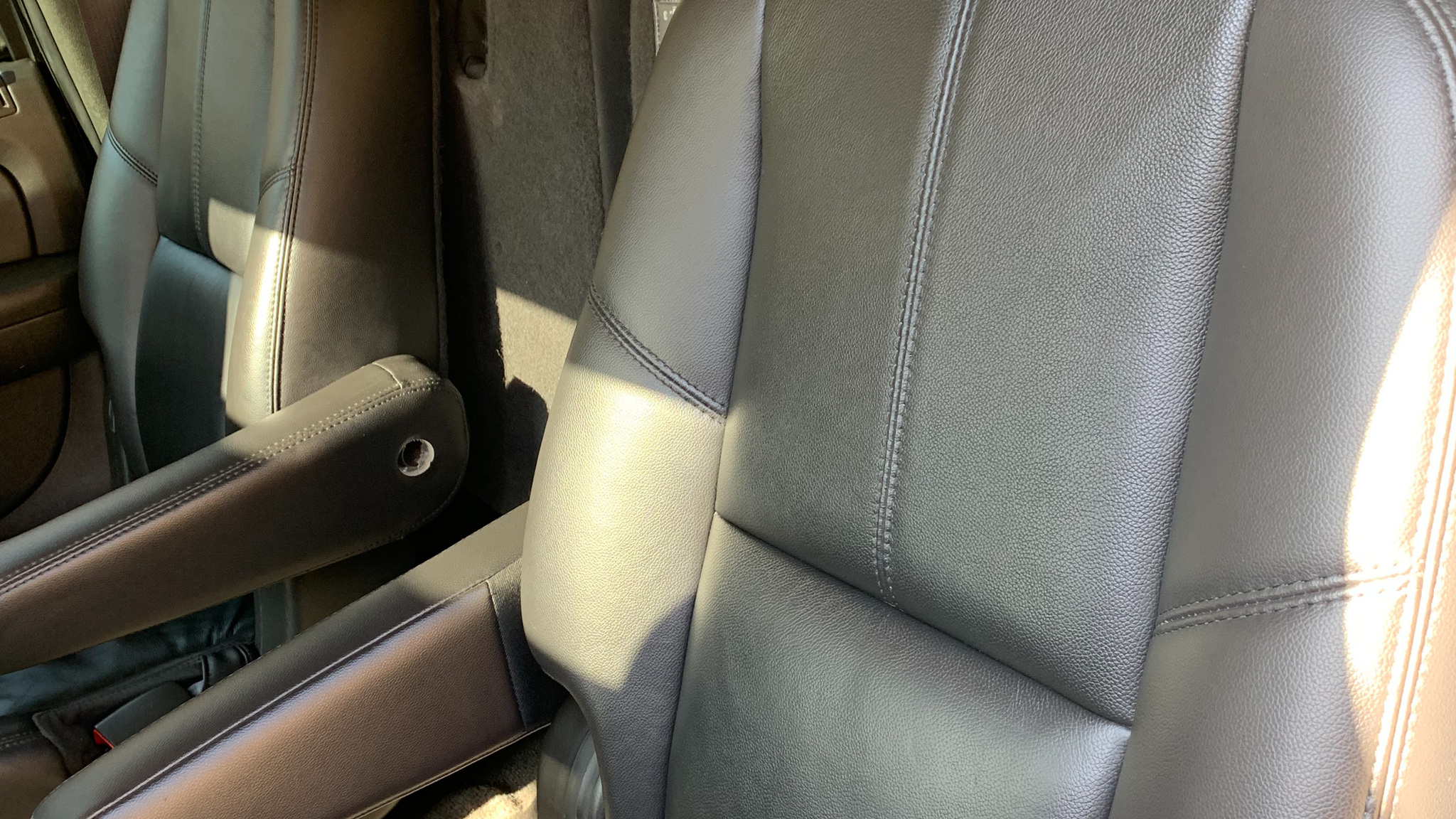 Innenraumfoto von 2011 Chevrolet Suburban