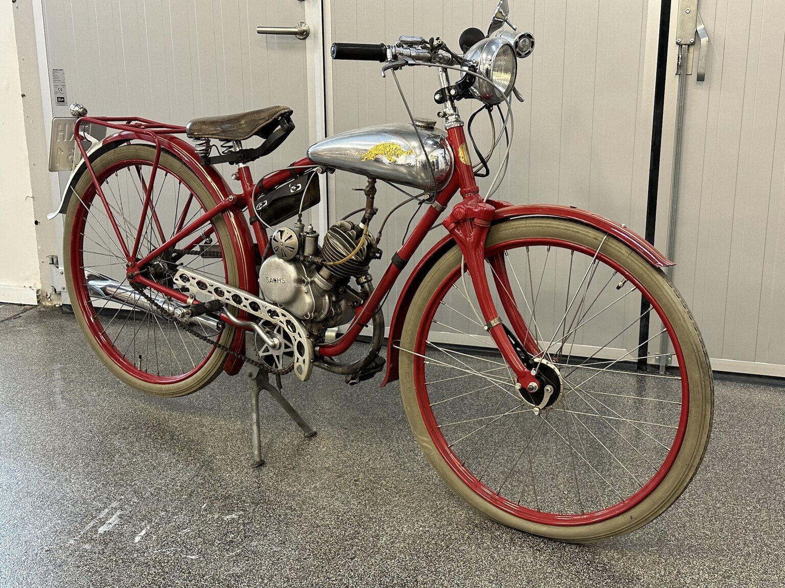 Aussenfoto 1939 NV Tiger