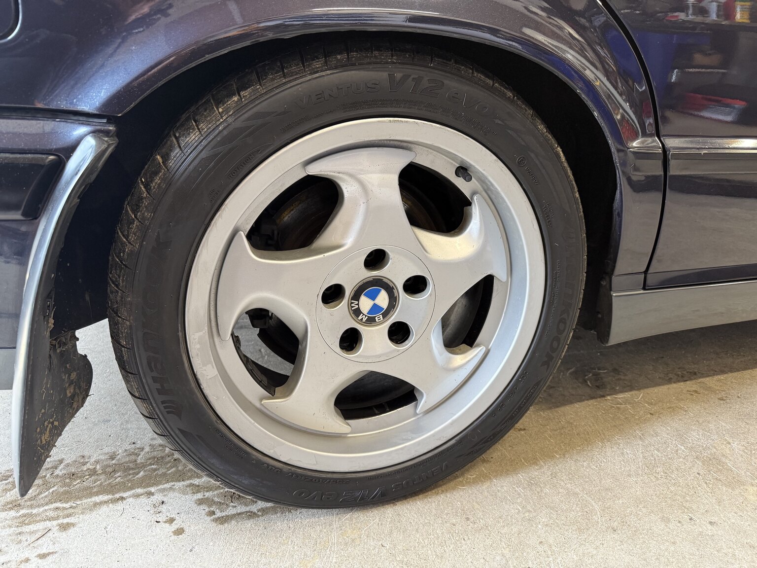 Exteriörbild på 1989 BMW M5