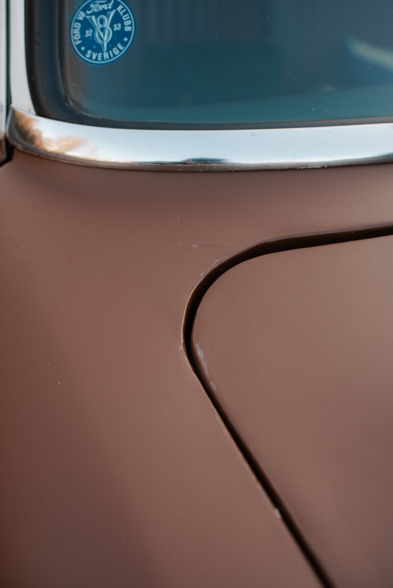 Exterior image of 1953 Ford Mainliner Custom