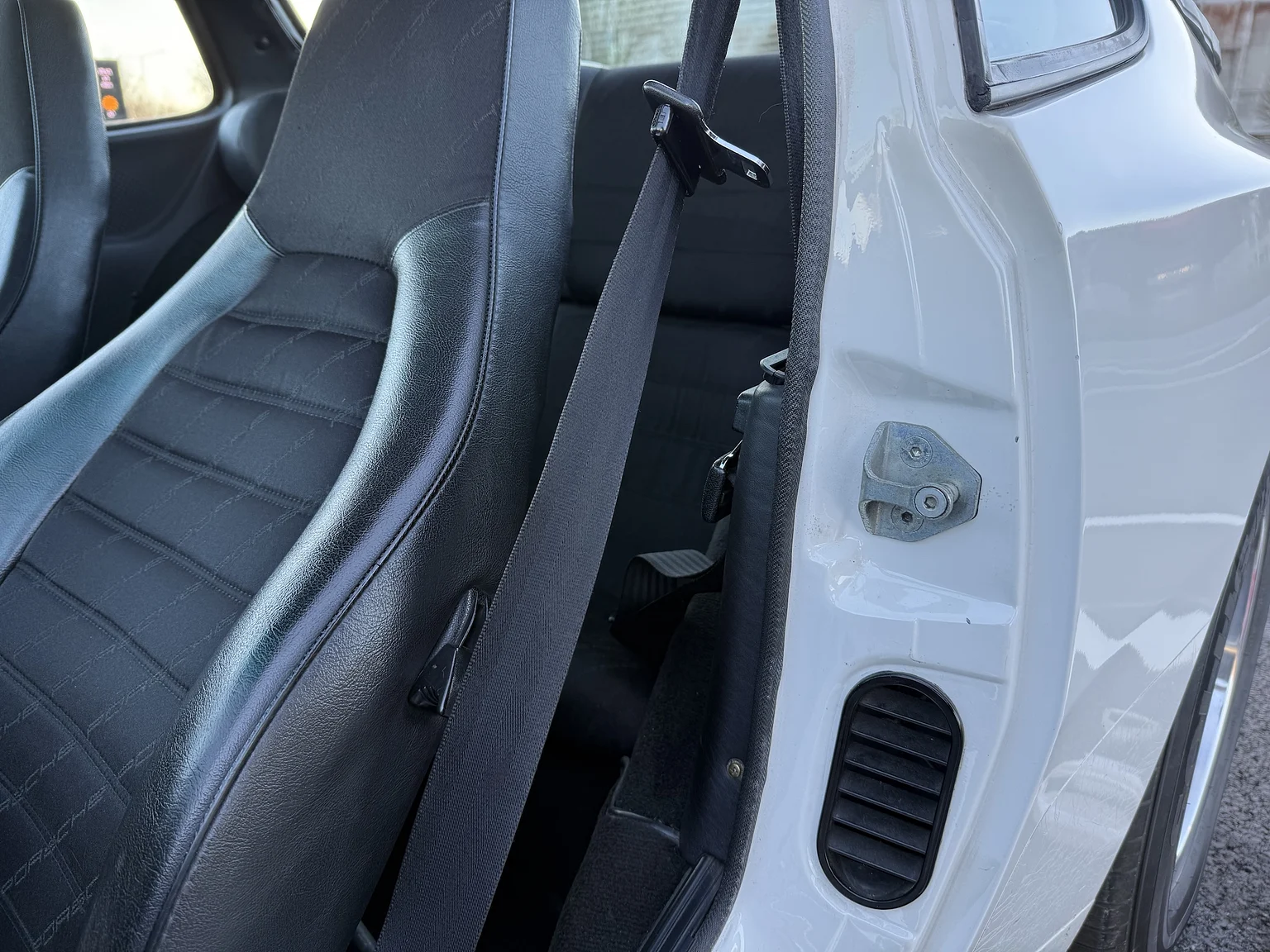 Innenraumfoto von 1984 PORSCHE 944 Targa (12)