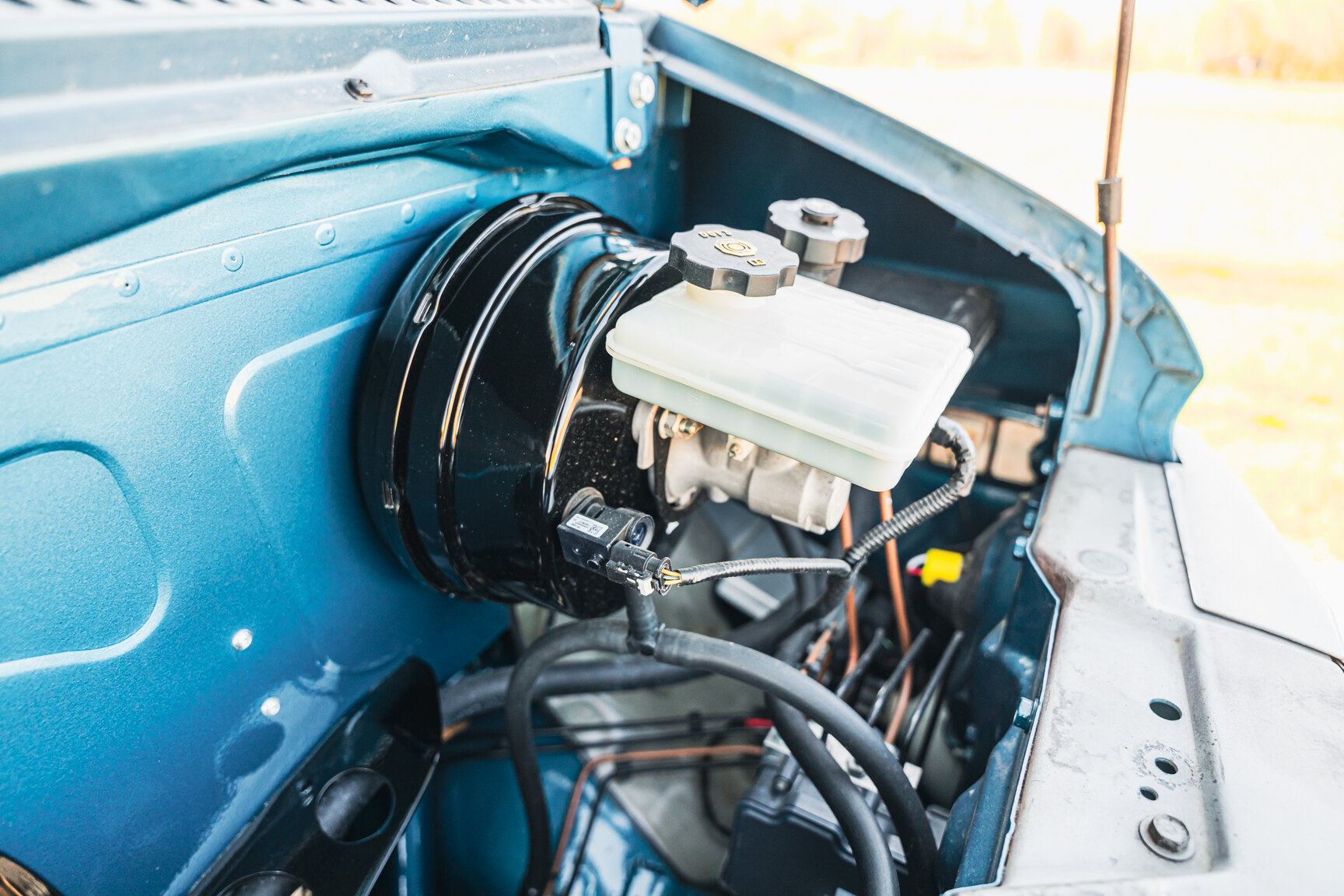 Image of 1978 Chevrolet G10 Sport Van mechanics