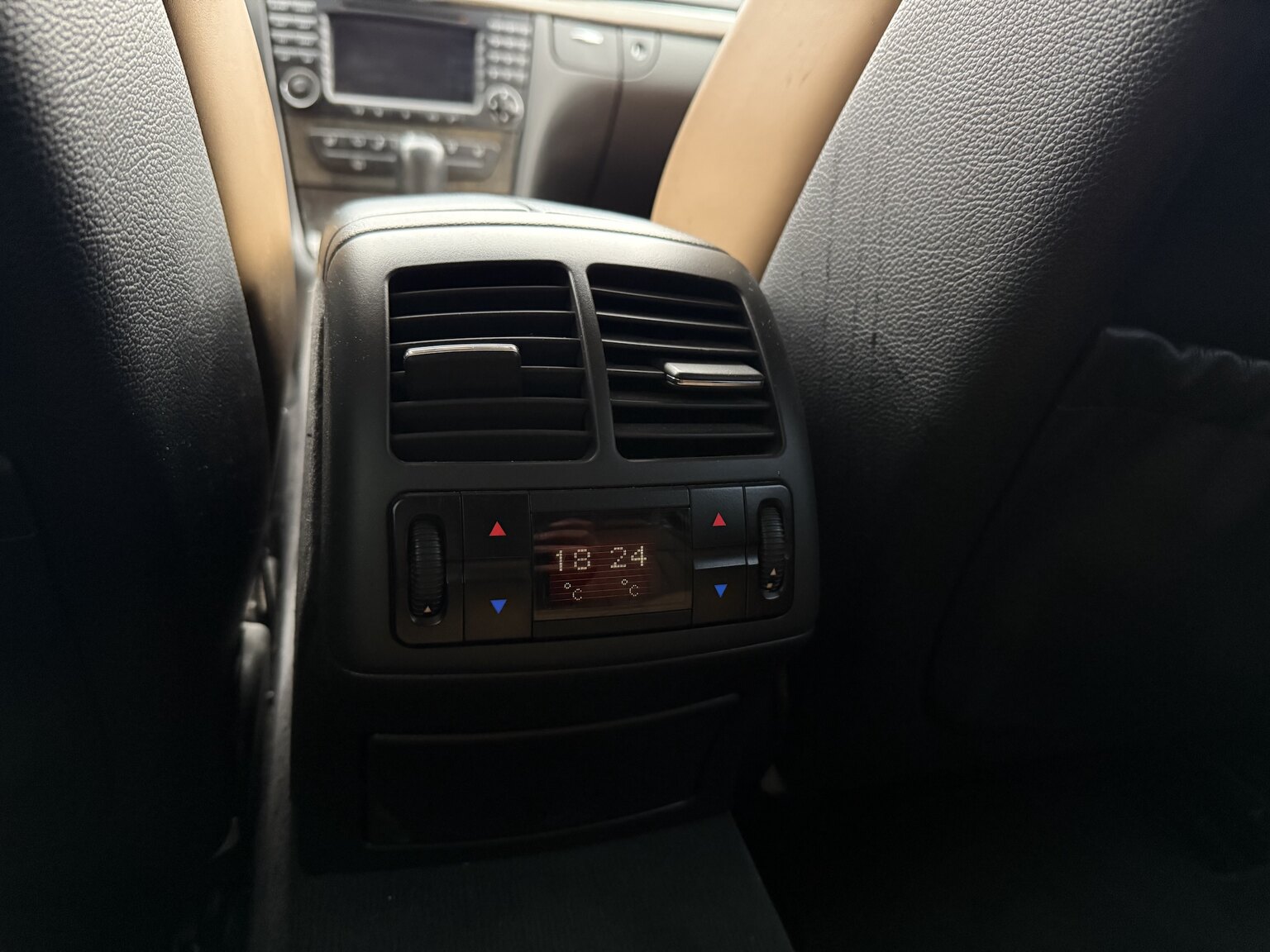Innenraumfoto von 2005 Mercedes-Benz E 55 T AMG