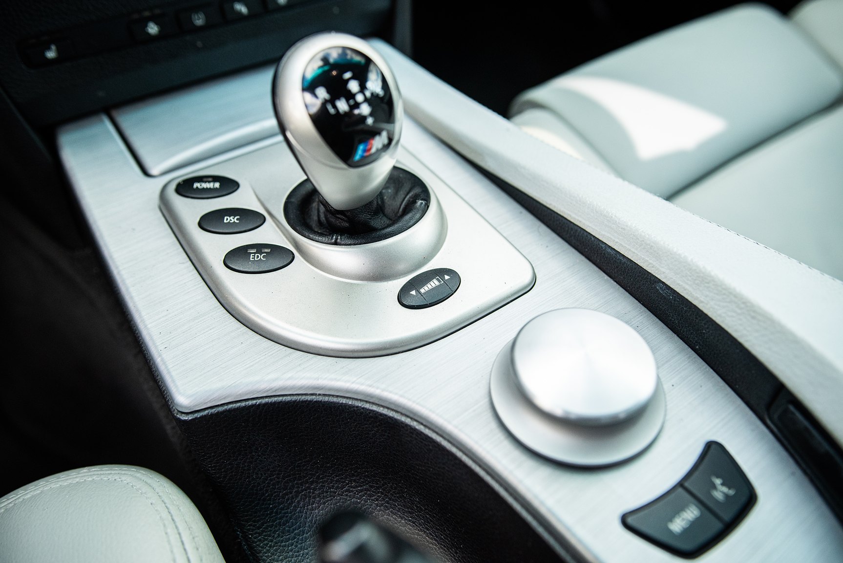 Interior image of 2006 BMW E60 M5