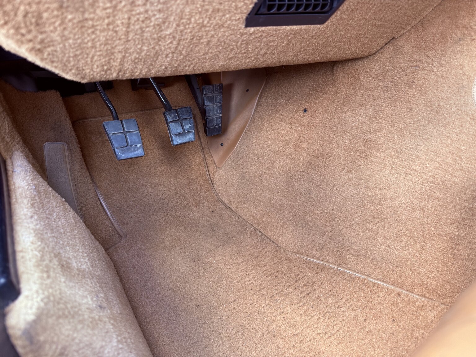 Interior image of 1990 Chevrolet Corvette ZR-1 Targa