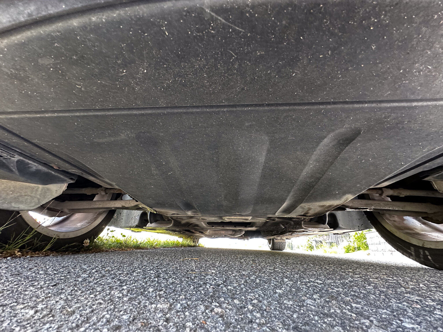 Image of 2003 BMW 320i Touring (18) mechanics