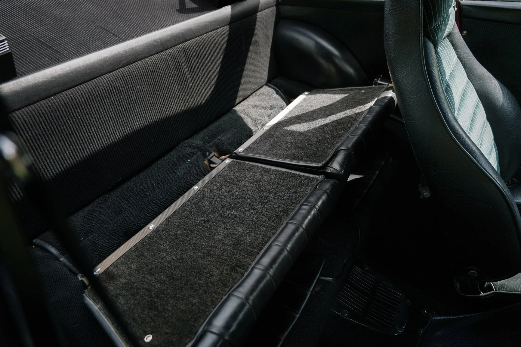 Interior image of 1971 Porsche 911 T (13)