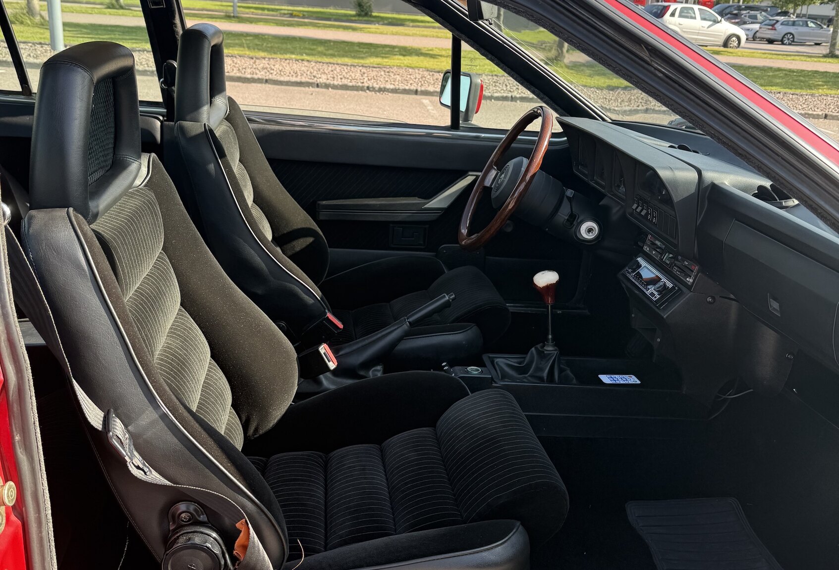 Interior image of 1986 Alfa Romeo Alfetta GTV 2.0