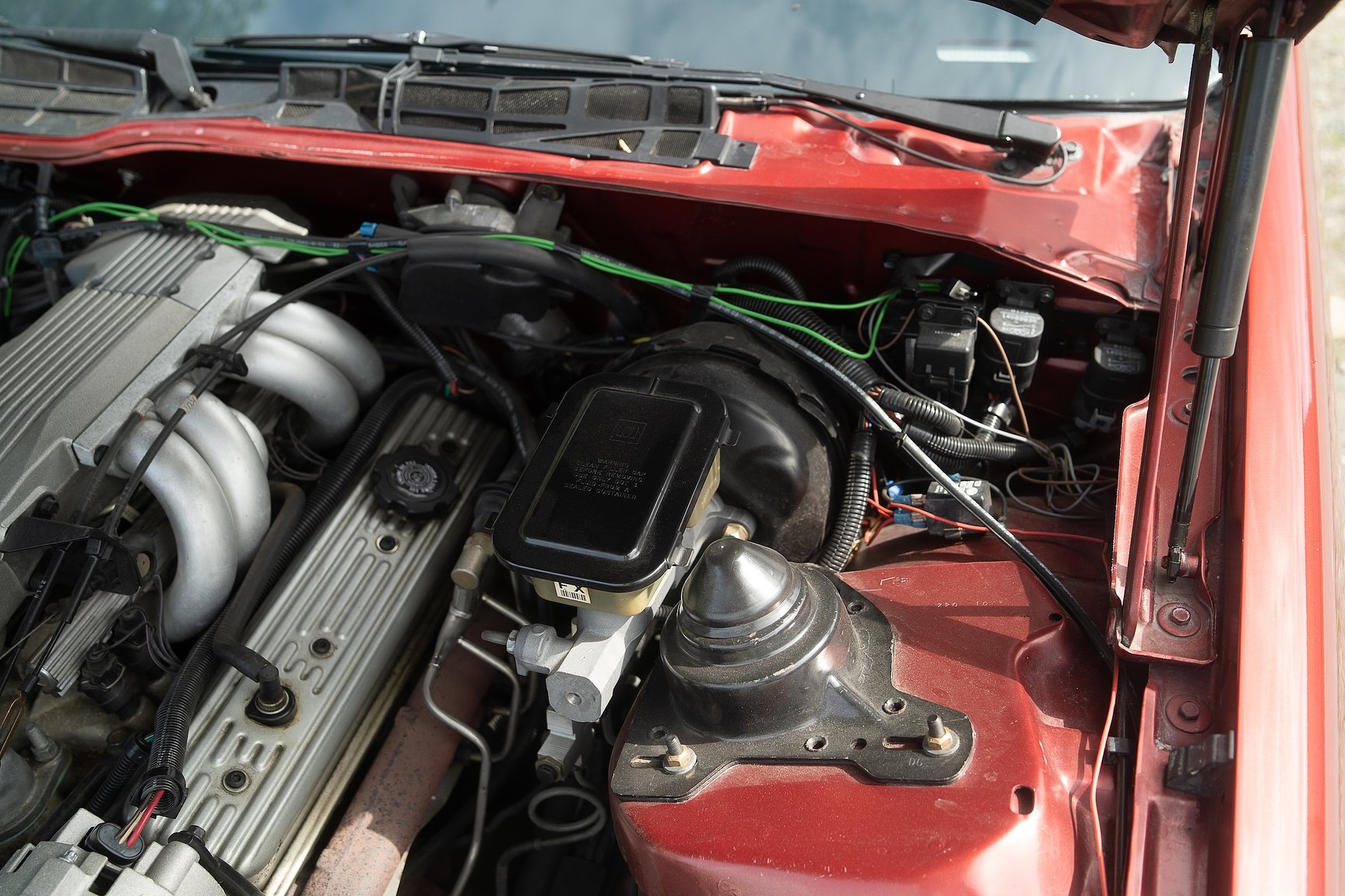 Image of 1988 Chevrolet Camaro Z28 Iroc-Z Convertible mechanics