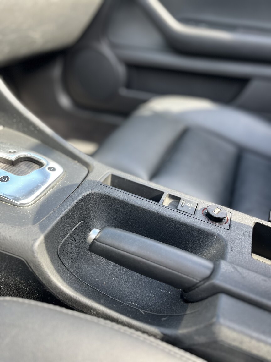 Interior image of 2003 Audi A4 Cabriolet 3.0