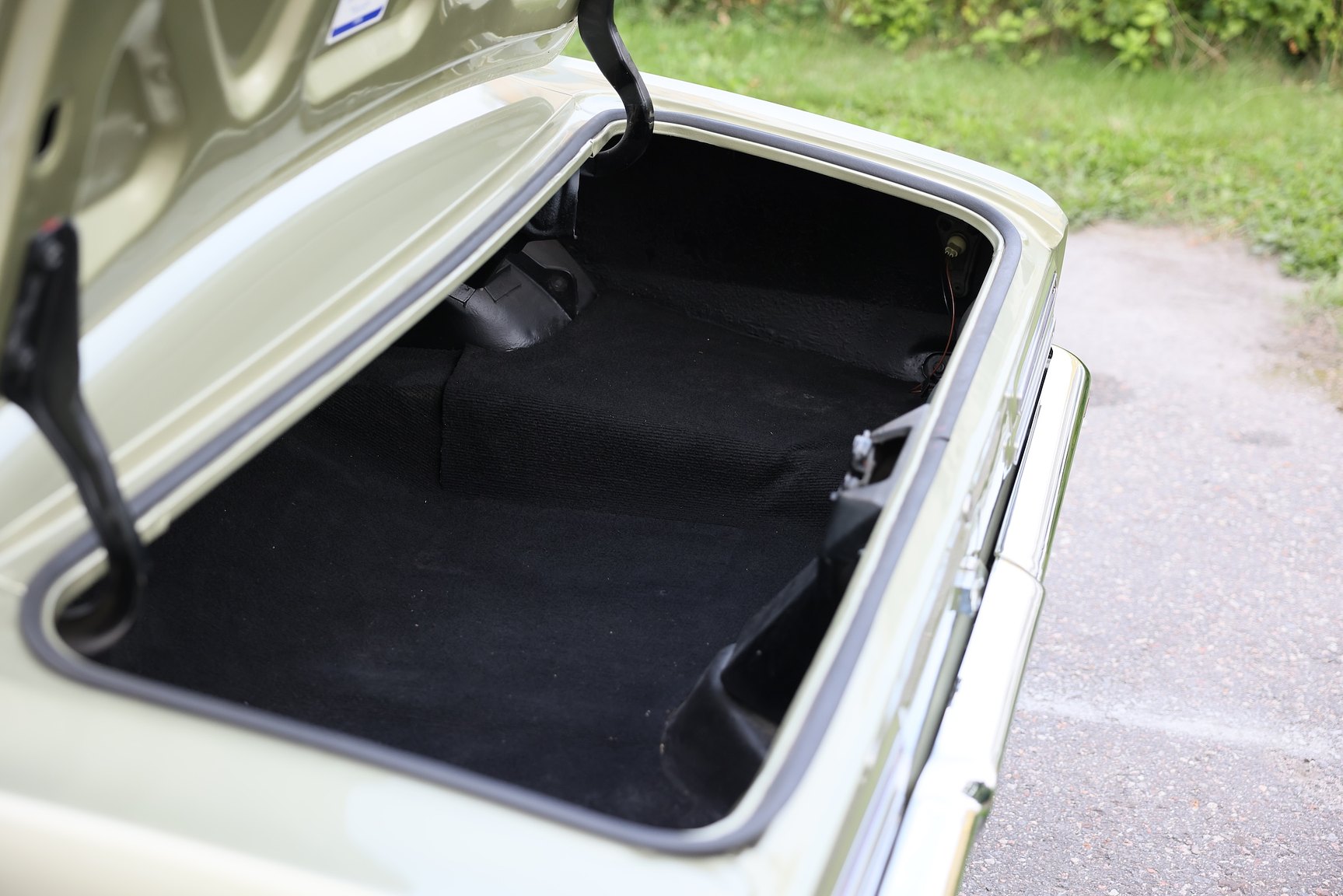 Interior image of 1968 Pontiac Firebird 400 Ram Air