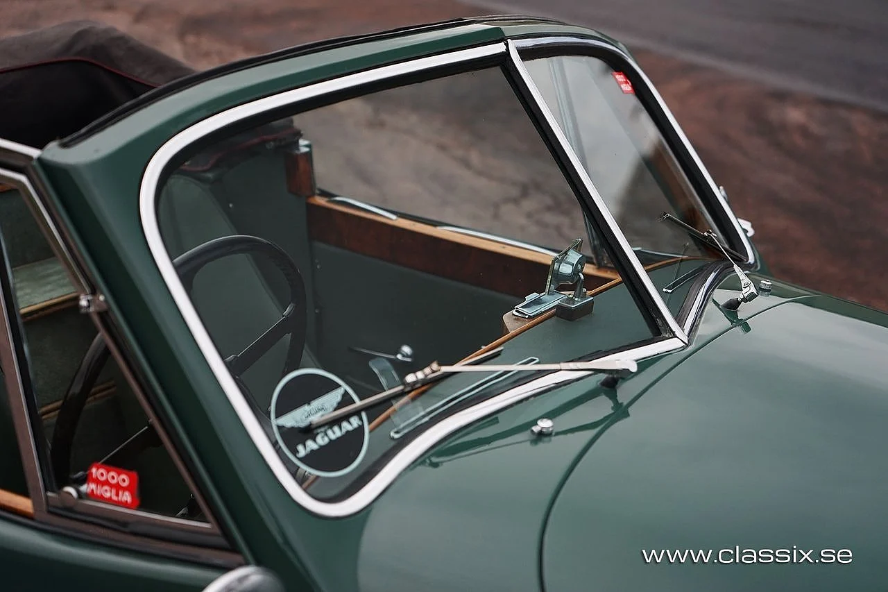 Bild von 1954 Jaguar XK120 (11)