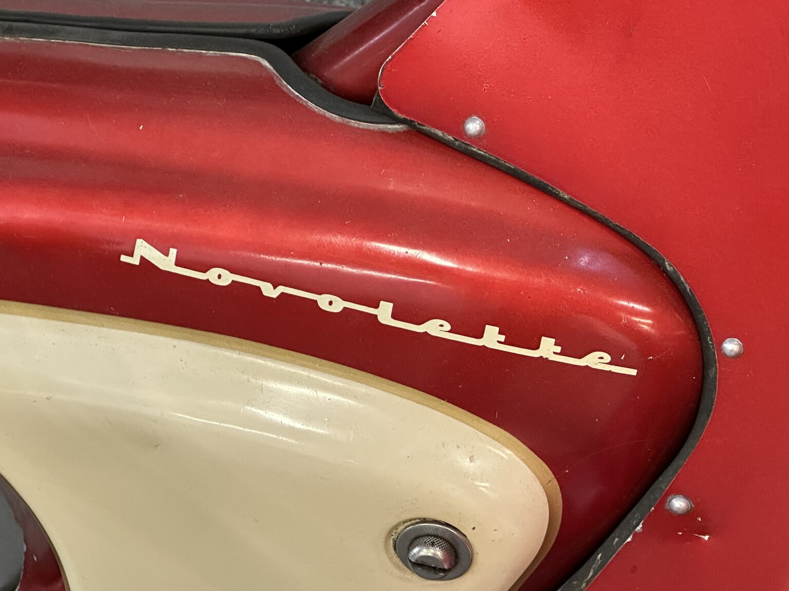 Exterior image of Husqvarna Novolette