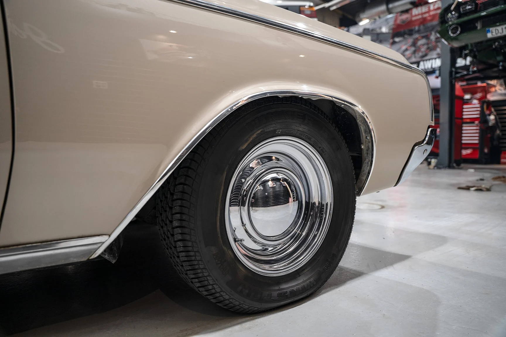 Exterior image of 1964 Oldsmobile Cutlass Convertible (19)