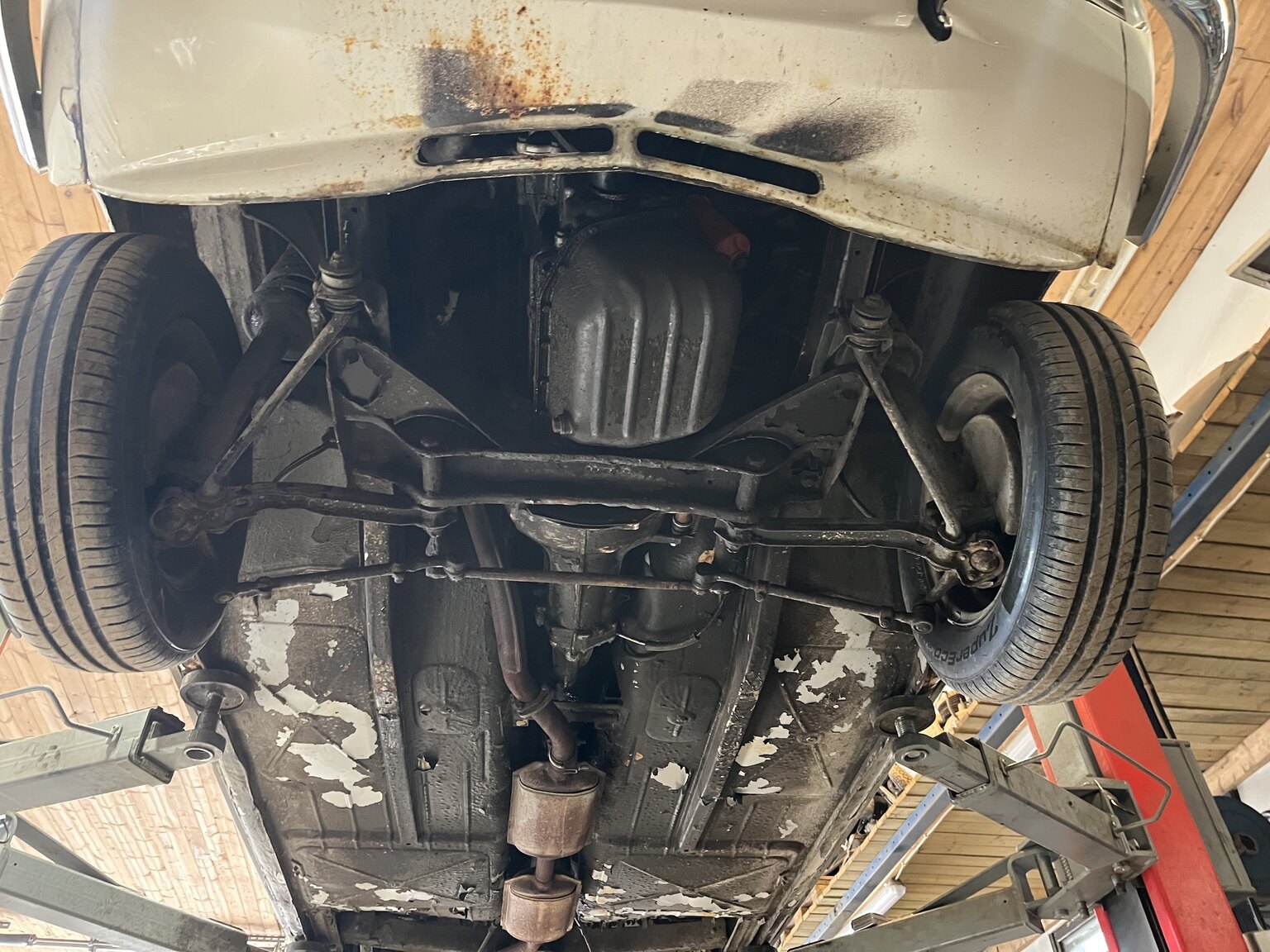 Image of 1965 BMW 1800 mechanics