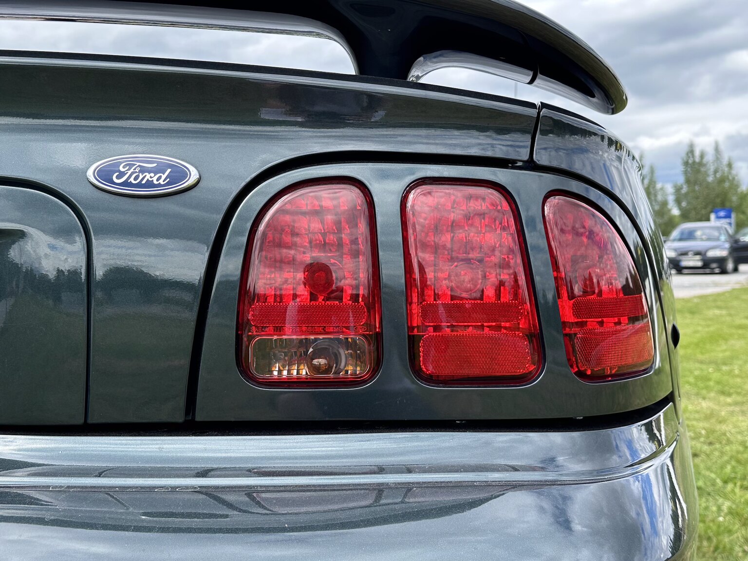 Exterior image of 1998 Ford Mustang GT Convertible