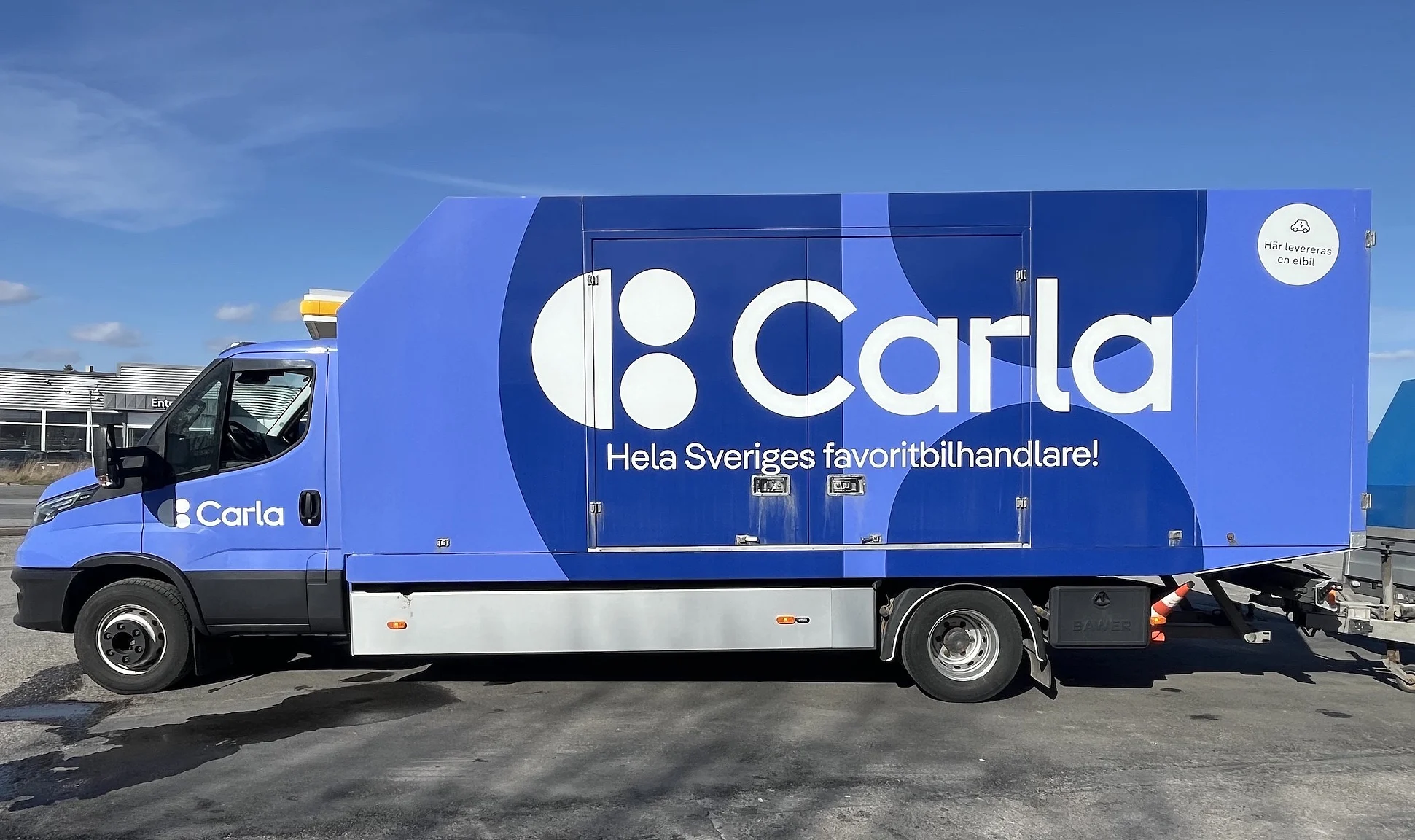 Exteriörbild på 2022 Iveco Daily 70-180 chassis Biltransport (2)