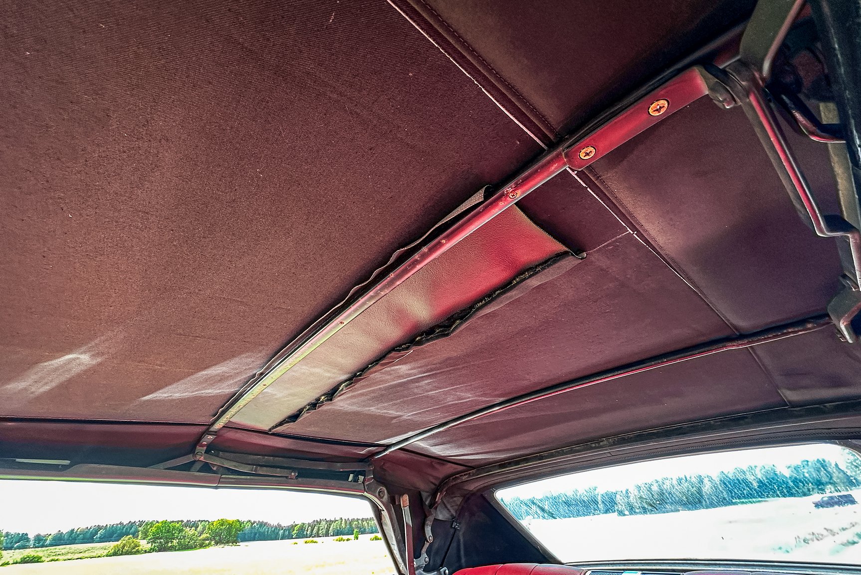 Innenraumfoto von 1968 Cadillac DeVille Convertible