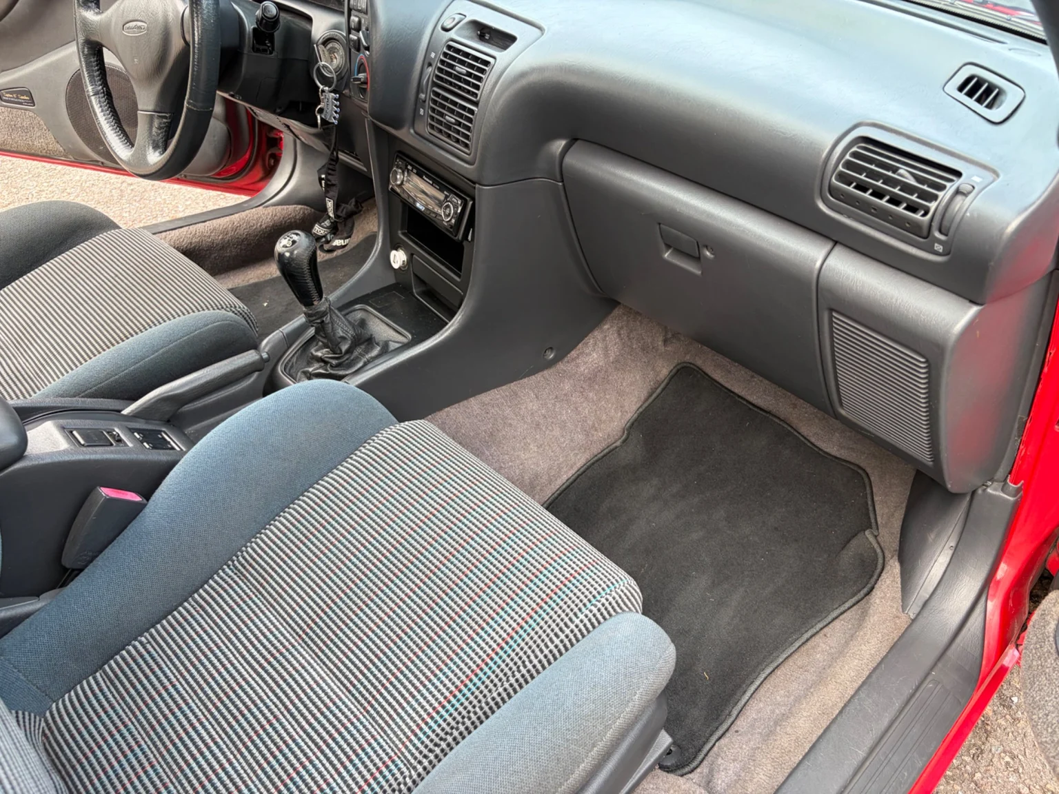 Innenraumfoto von 1991 Toyota Celica GT-Four ST185 (22)