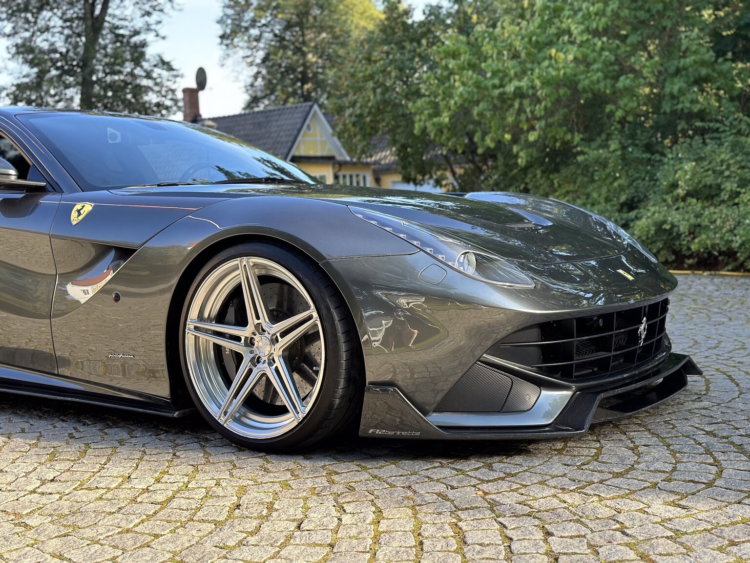 Exterior image of 2013 Ferrari F12 Berlinetta