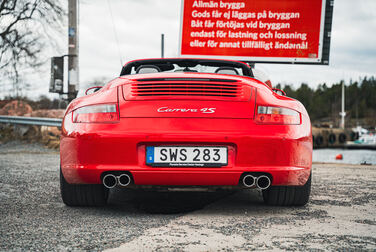 Exteriörbild på 2007 Porsche Carrera 4S Cabriolet