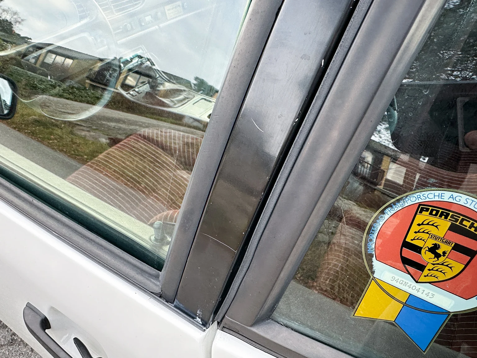 Exterior image of 1986 Porsche 944R (77)