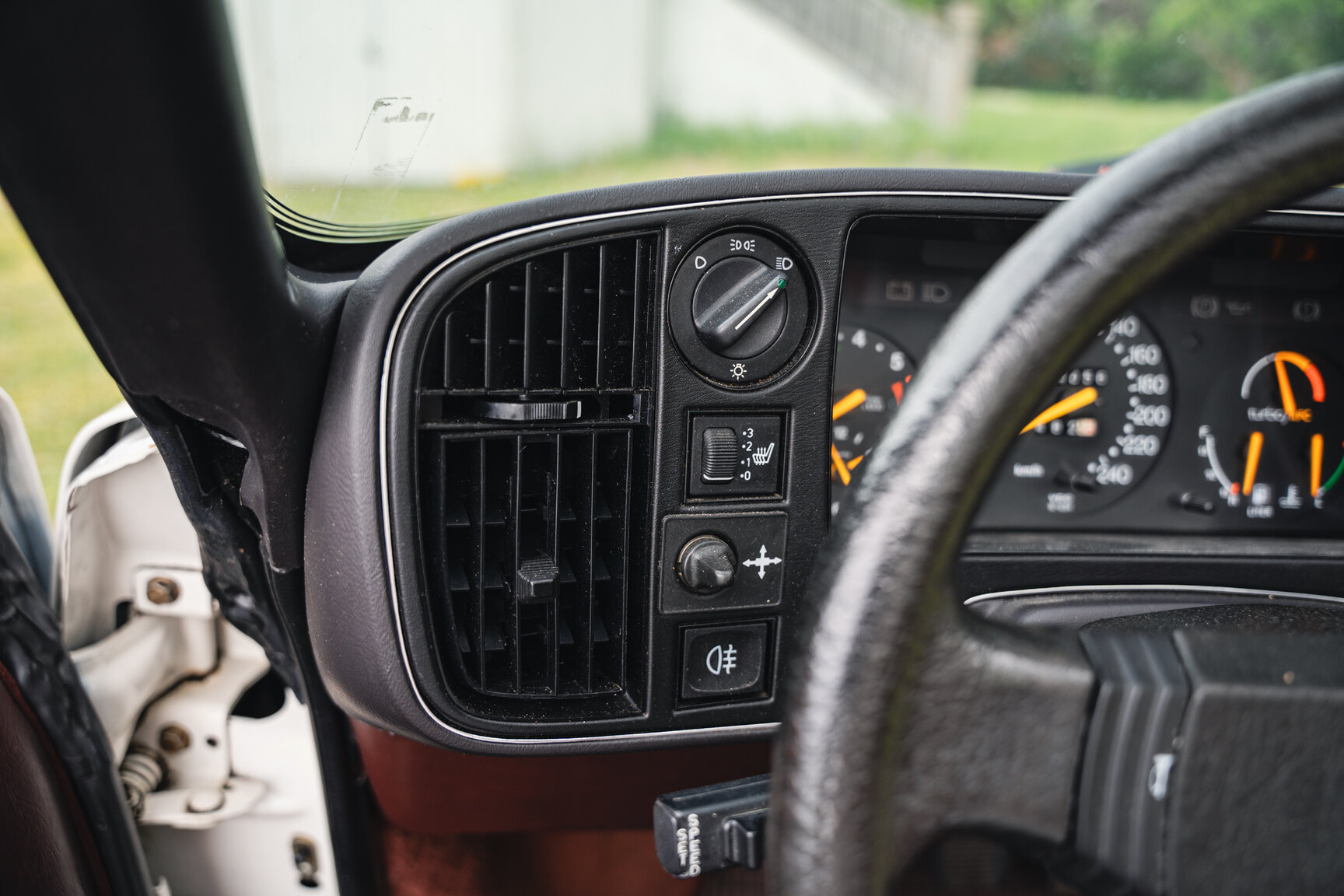 Interior image of 1987 Saab 900 Turbo Convertible
