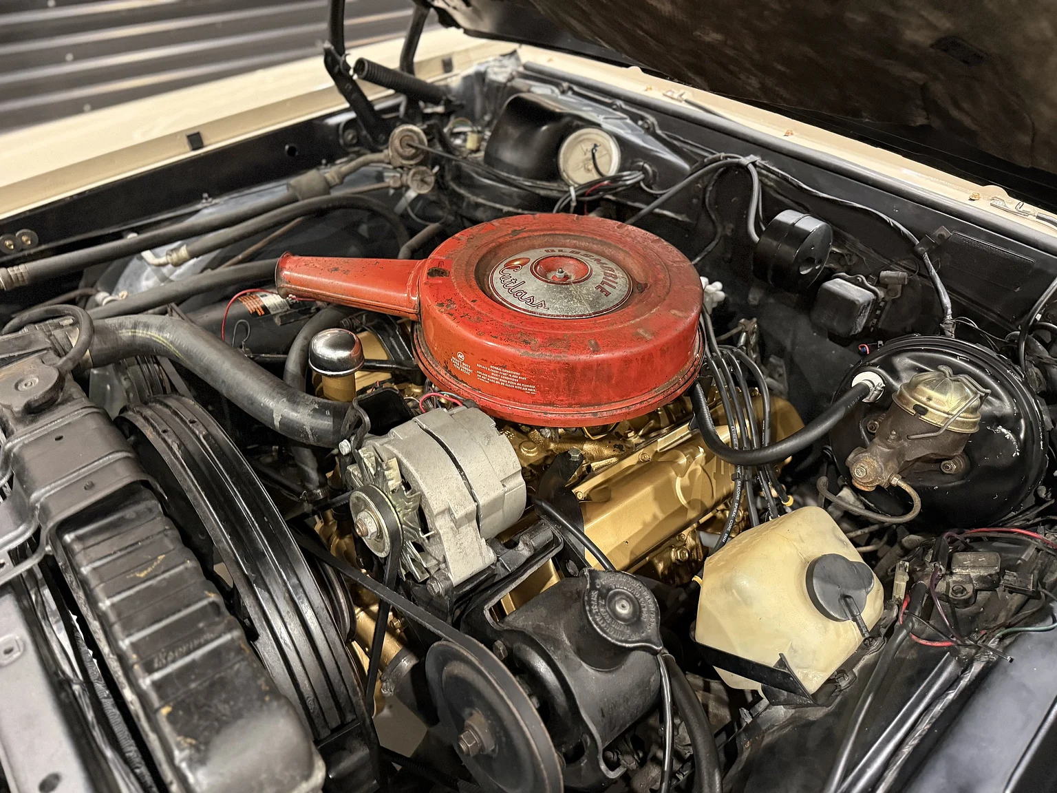 Image of 1964 Oldsmobile Cutlass Convertible (10) mechanics