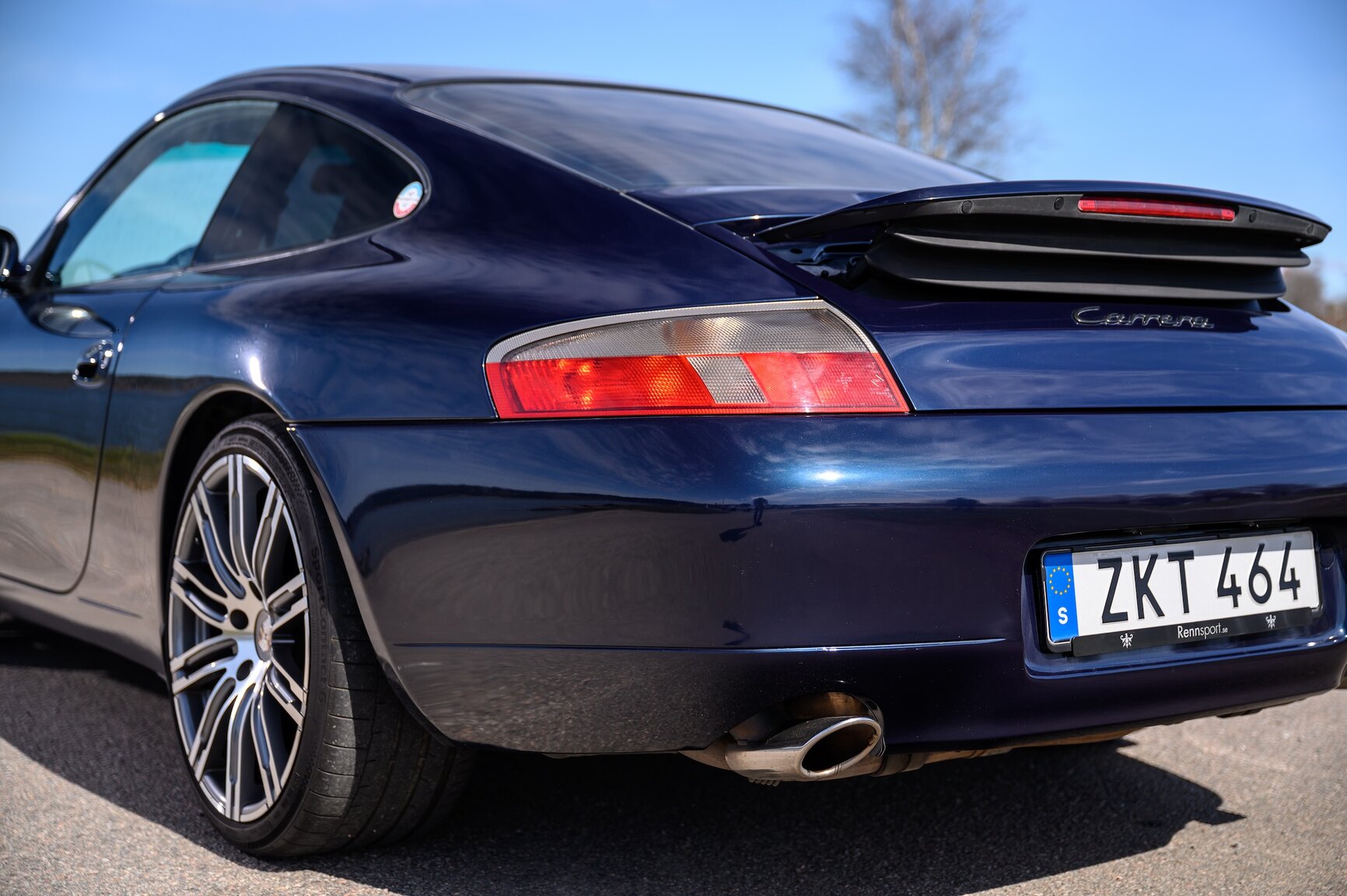 Exteriörbild på 1999 Porsche 911 Carrera