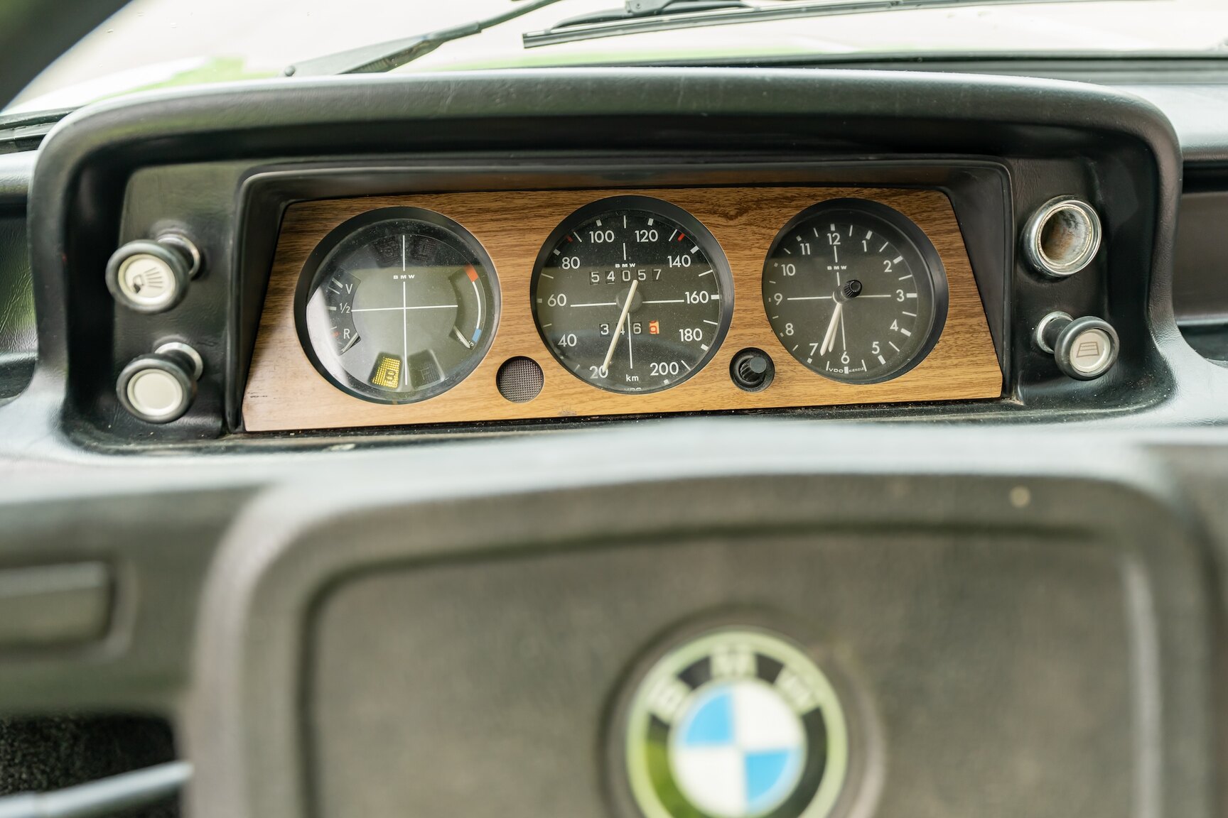 Interior image of 1975 BMW 2002