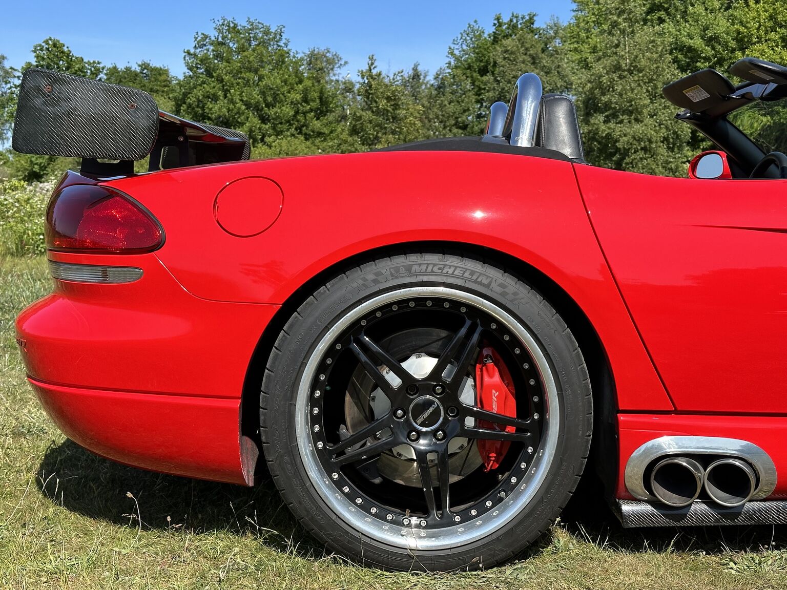 Exteriörbild på 2004 Dodge Viper SRT-10 (62)